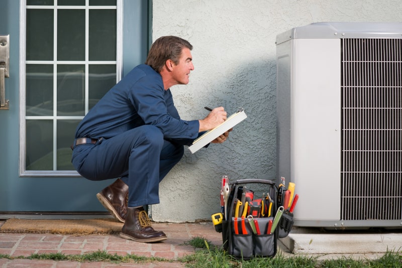3 Reasons to Promptly Schedule Air Conditioner Repairs in Knoxville, TN